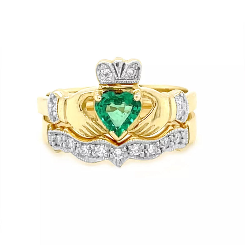 Claddagh Wedding Ring Set Adorned With Heartshaped Gemstone And Diamonds