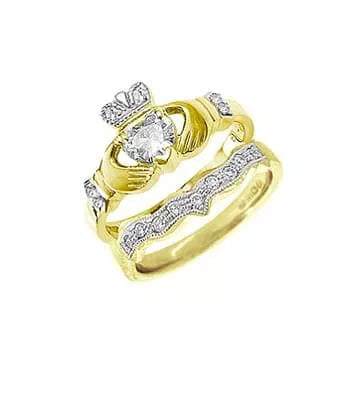 Claddagh Wedding Ring Set Adorned With Heartshaped Gemstone And Diamonds