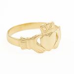 Ladies Gold Claddagh Ring