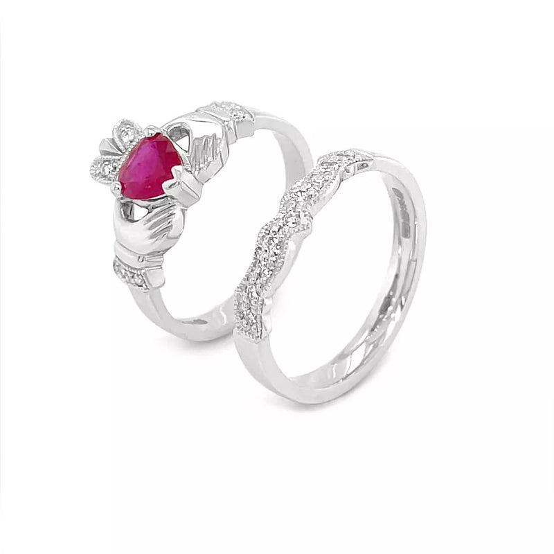 Claddagh Wedding Ring Set Adorned With Heartshaped Gemstone And Diamonds