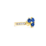 Irish Shamrock Ring with Heartshape Gemstones And Pavé Diamonds