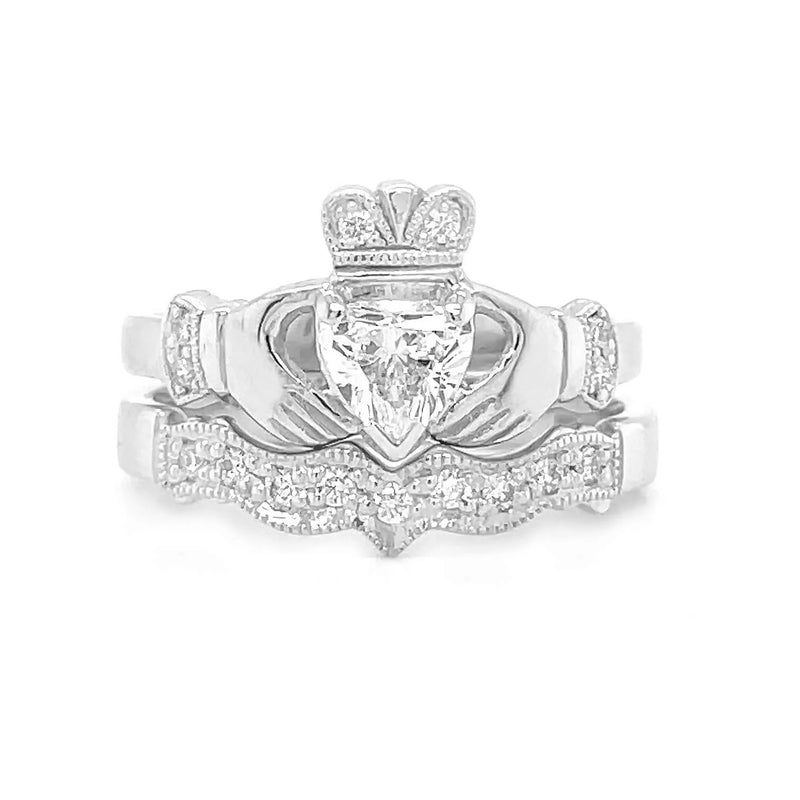 Claddagh Wedding Ring Set Adorned With Heartshaped Gemstone And Diamonds