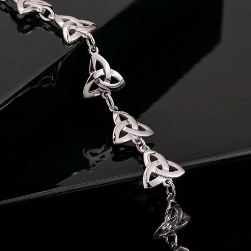 Trinity Knot Bracelet in Sterling Silver