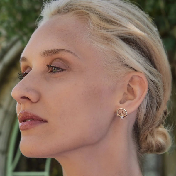 Claddagh Earrings with Heartshaped Lab Diamond