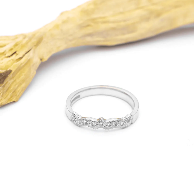 Claddagh Wedding Ring Set Adorned With Heartshaped Gemstone And Diamonds