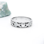 Gents Gold Claddagh Celtic Knot Wedding Band With Diamonds