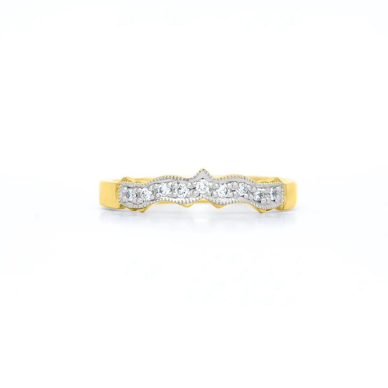 Claddagh Wedding Ring Set Adorned With Heartshaped Gemstone And Diamonds