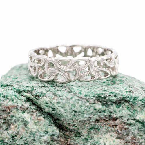 Ladies Trinity Knot Ring in Sterling Silver
