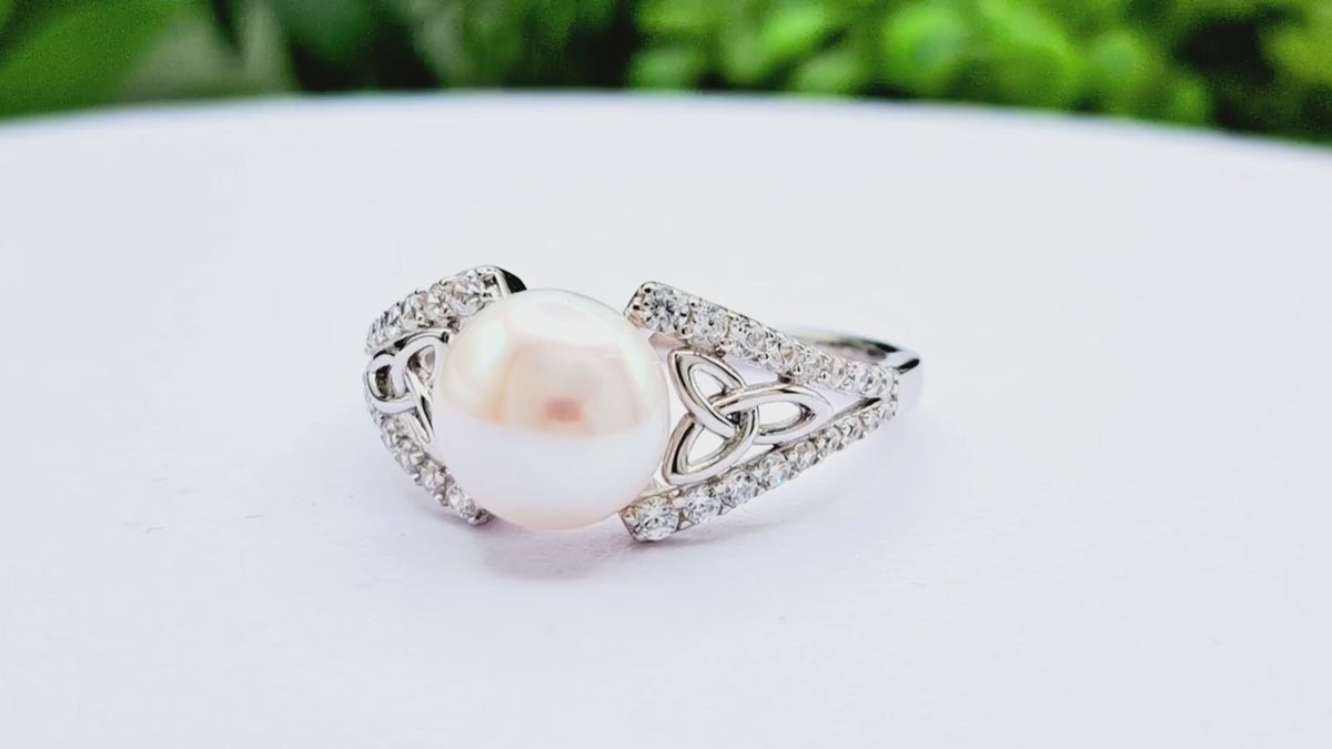 Sterling Silver Trinity Knot Pearl Ring