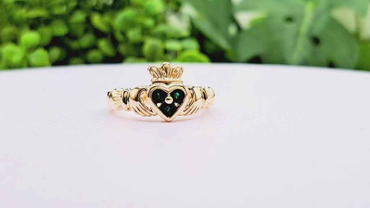 Gold Emerald Claddagh Ring