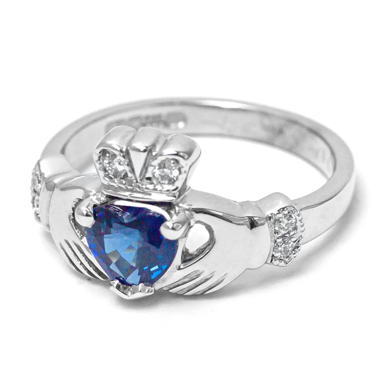 Claddagh Wedding Ring Set Adorned With Heartshaped Gemstone And Diamonds