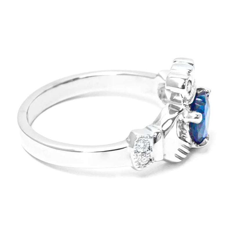 Claddagh Wedding Ring Set Adorned With Heartshaped Gemstone And Diamonds