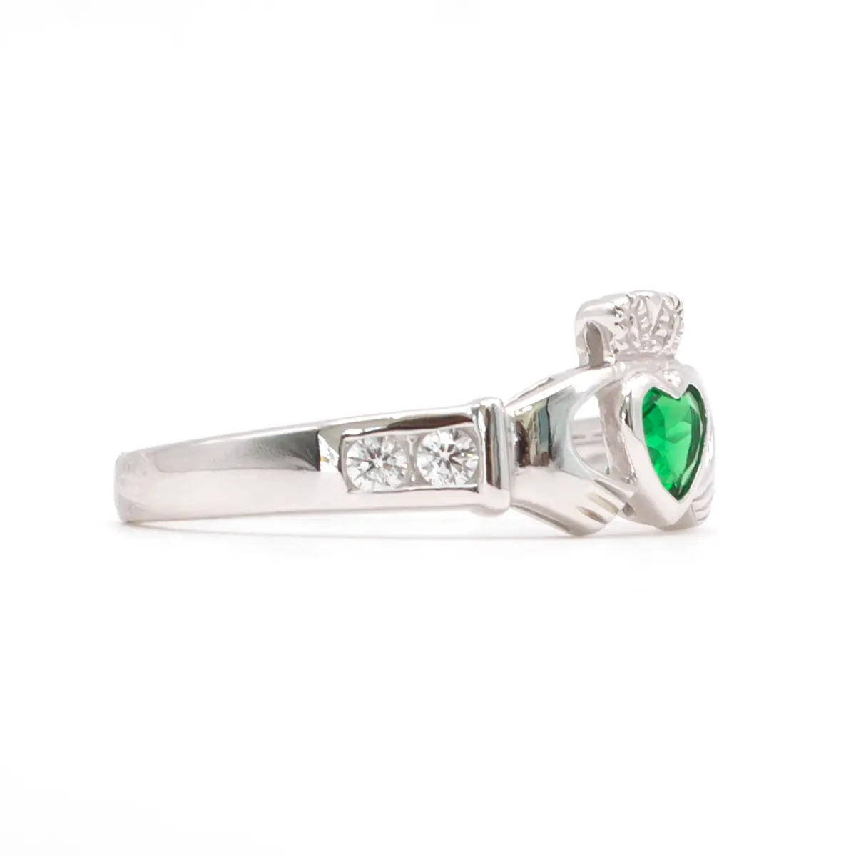 Silver Claddagh Ring With Synthetic Emerald Heart – view 4