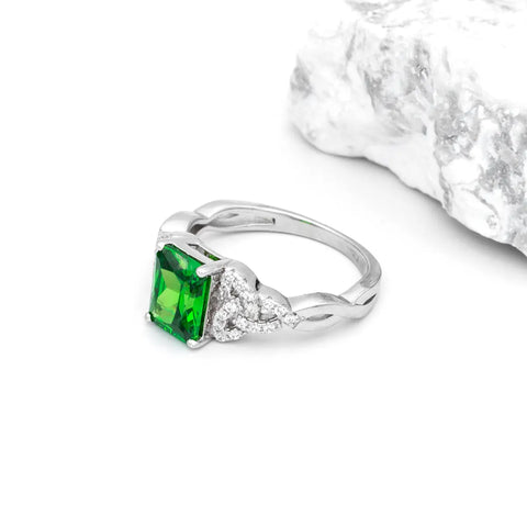 Silver Trinity Knot Ring With Green Crystal