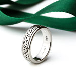 Ladies Trinity Knot Ring
