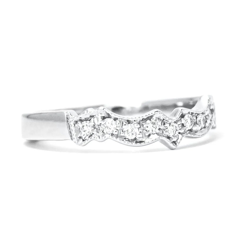 Claddagh Wedding Ring Set Adorned With Heartshaped Gemstone And Diamonds